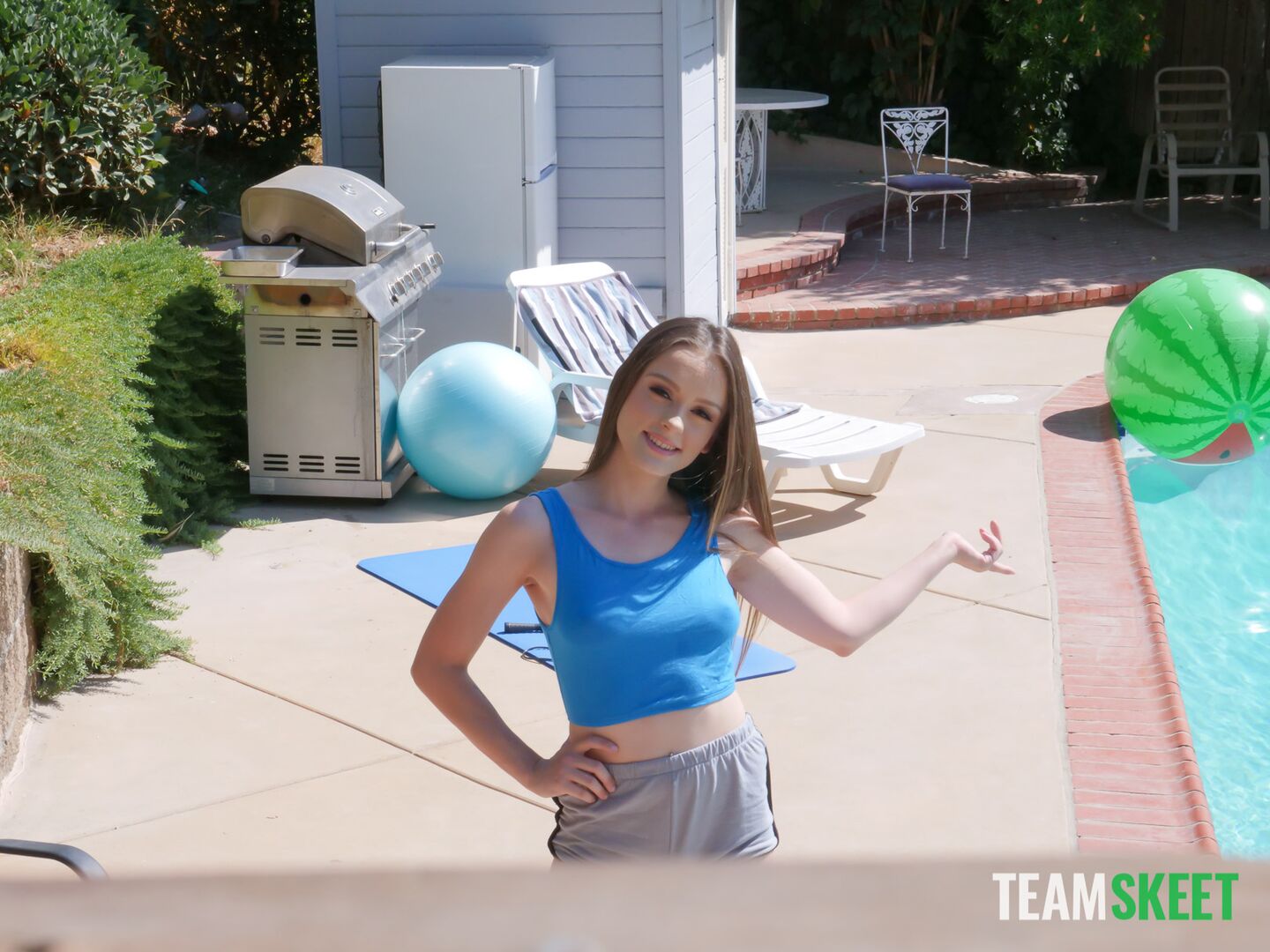 Benchpressing the Neighbor