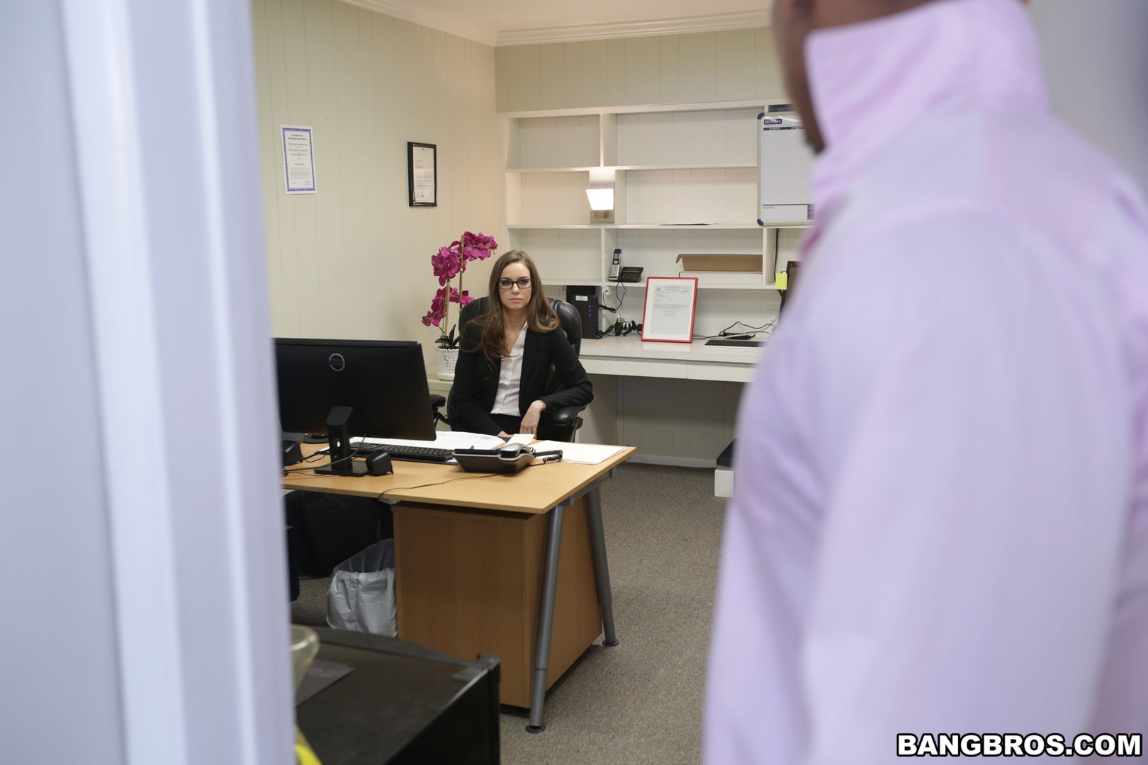 Tali Dova’s long hard day at work