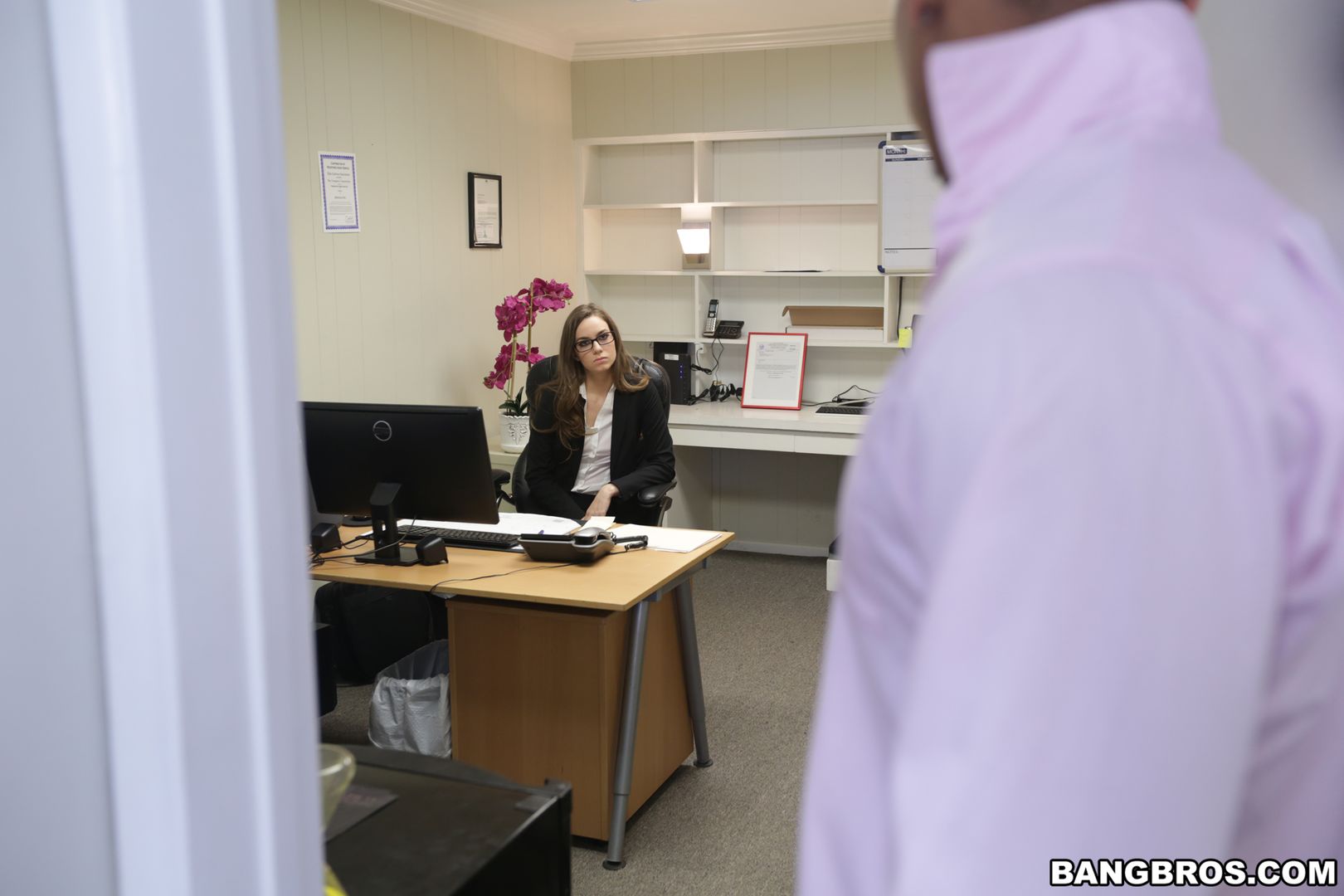 Tali Dova’s long hard day at work