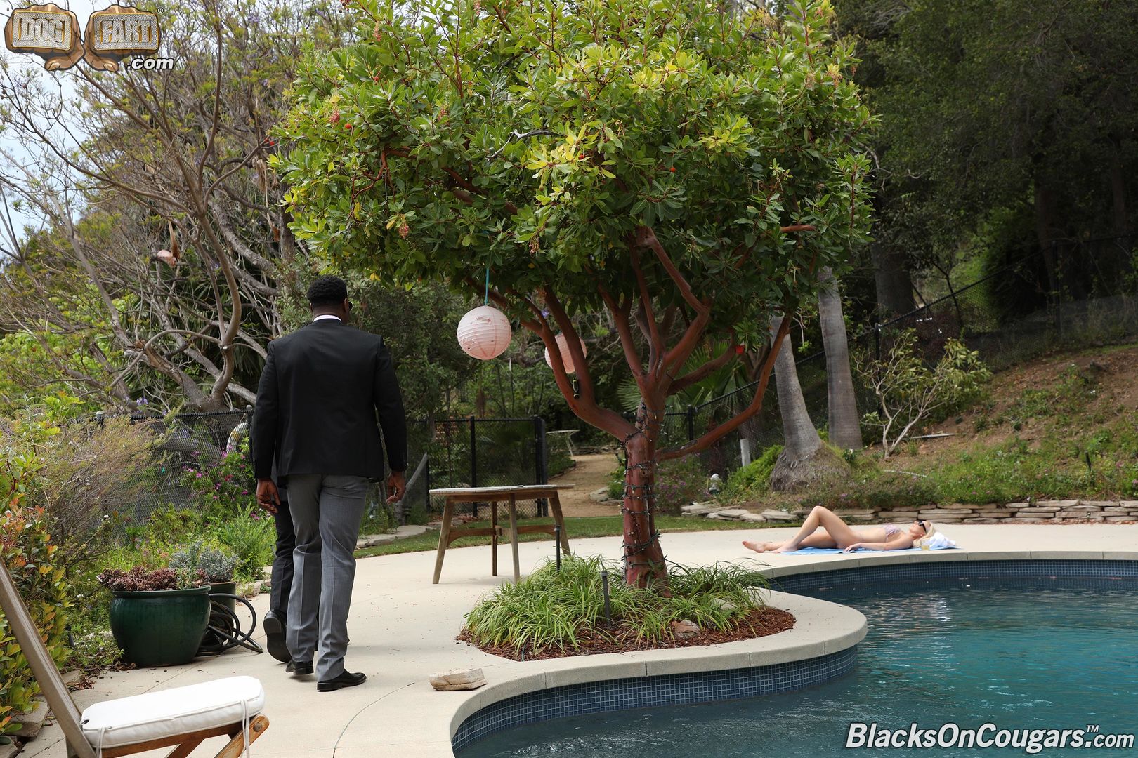 Sophia West-BlacksOnCougars