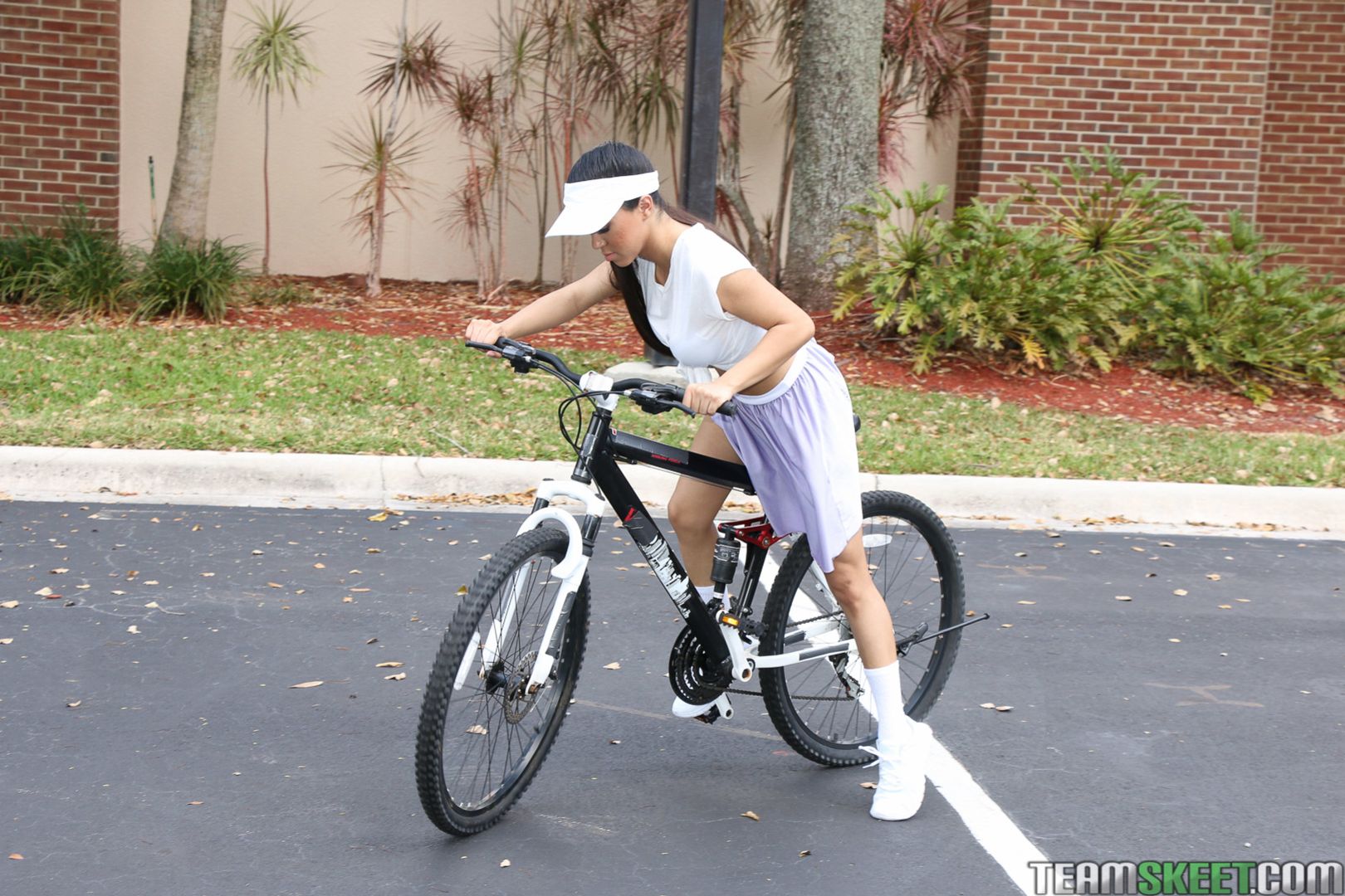 Itty-Bitty Bicyclist