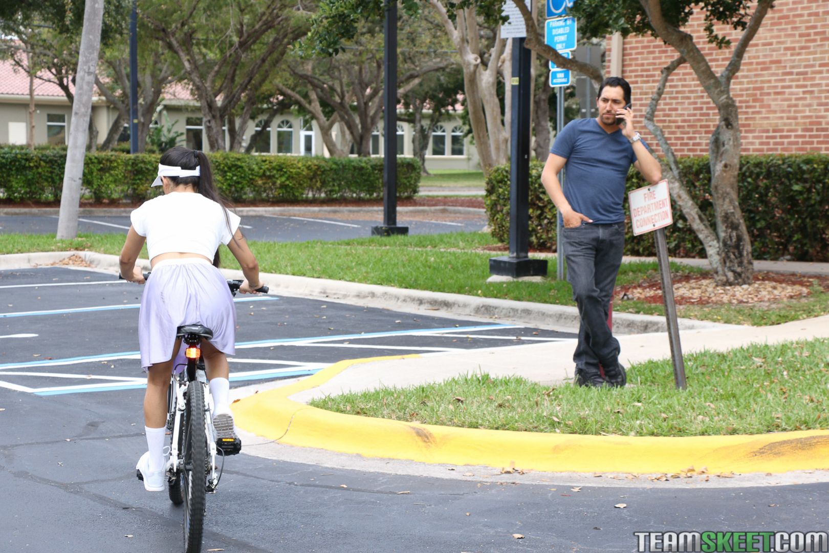 Itty-Bitty Bicyclist
