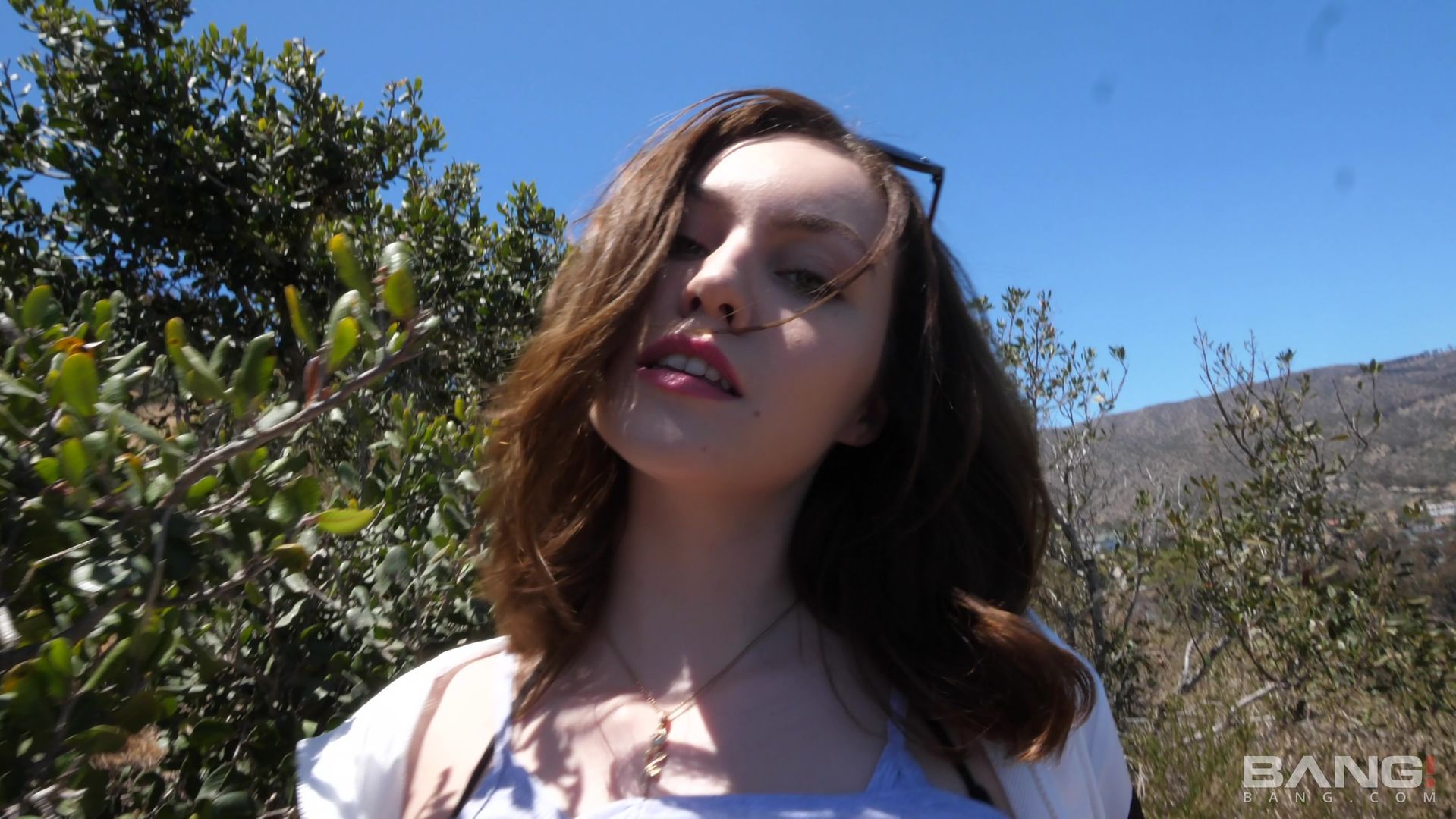 Freya Parker Pleases Herself During An Island Vacation