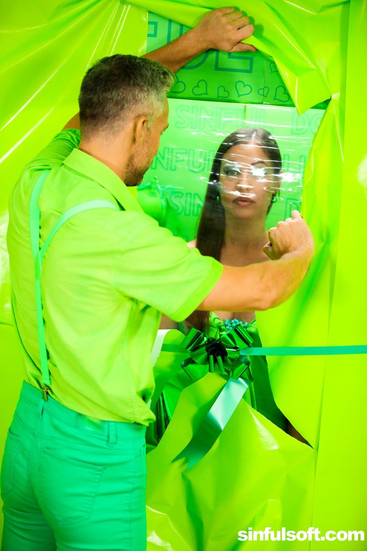 Colors of Sin - Green