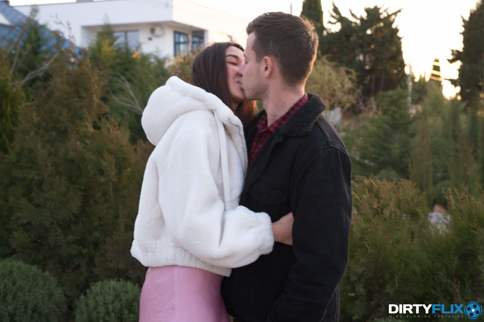 Asian teen fucked & cumsprayed