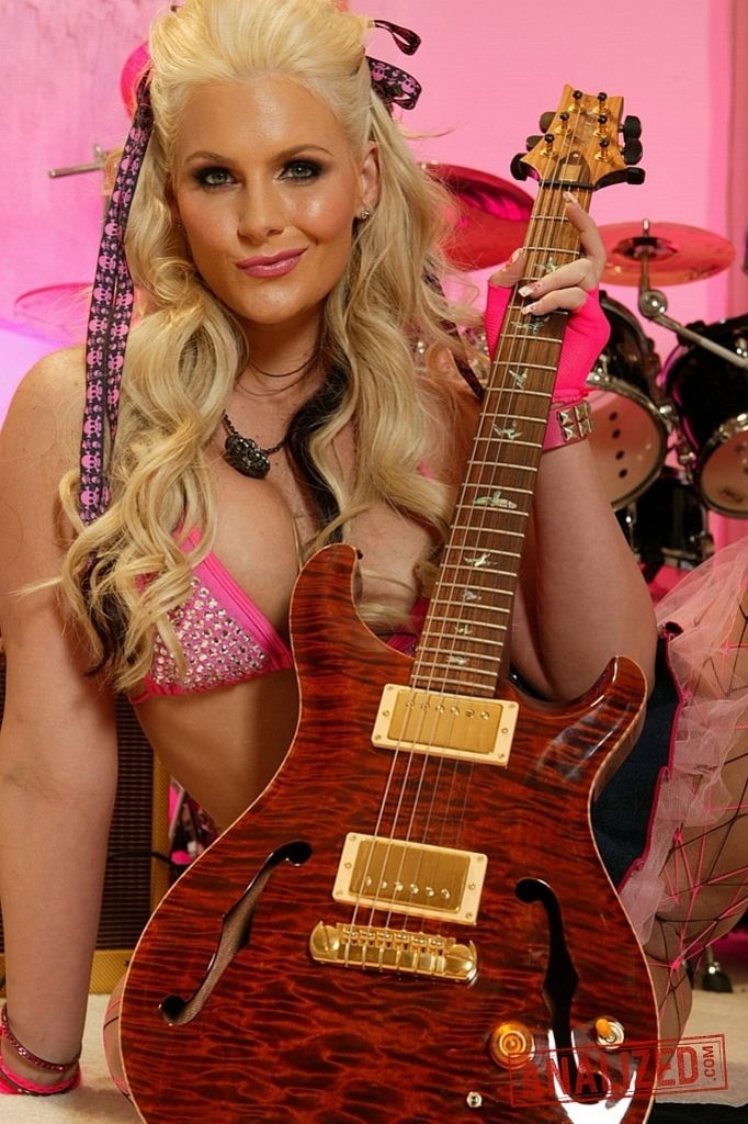 Phoenix Marie rock and roll DP