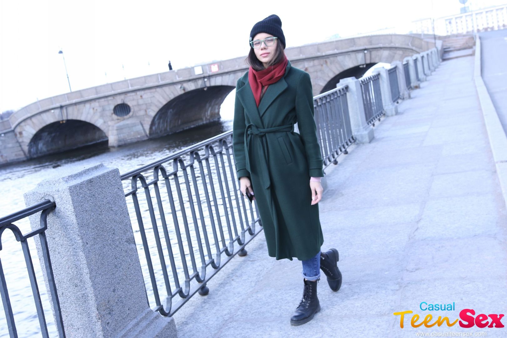 TEEN FUCK TRIP TO THE CITY