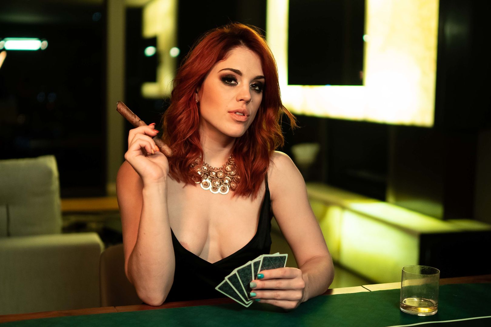 Hold 'Em or Fold 'Em