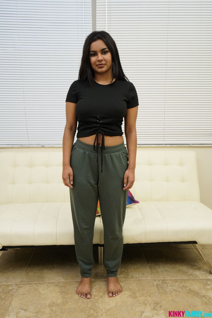 Fucking my busty stepsister