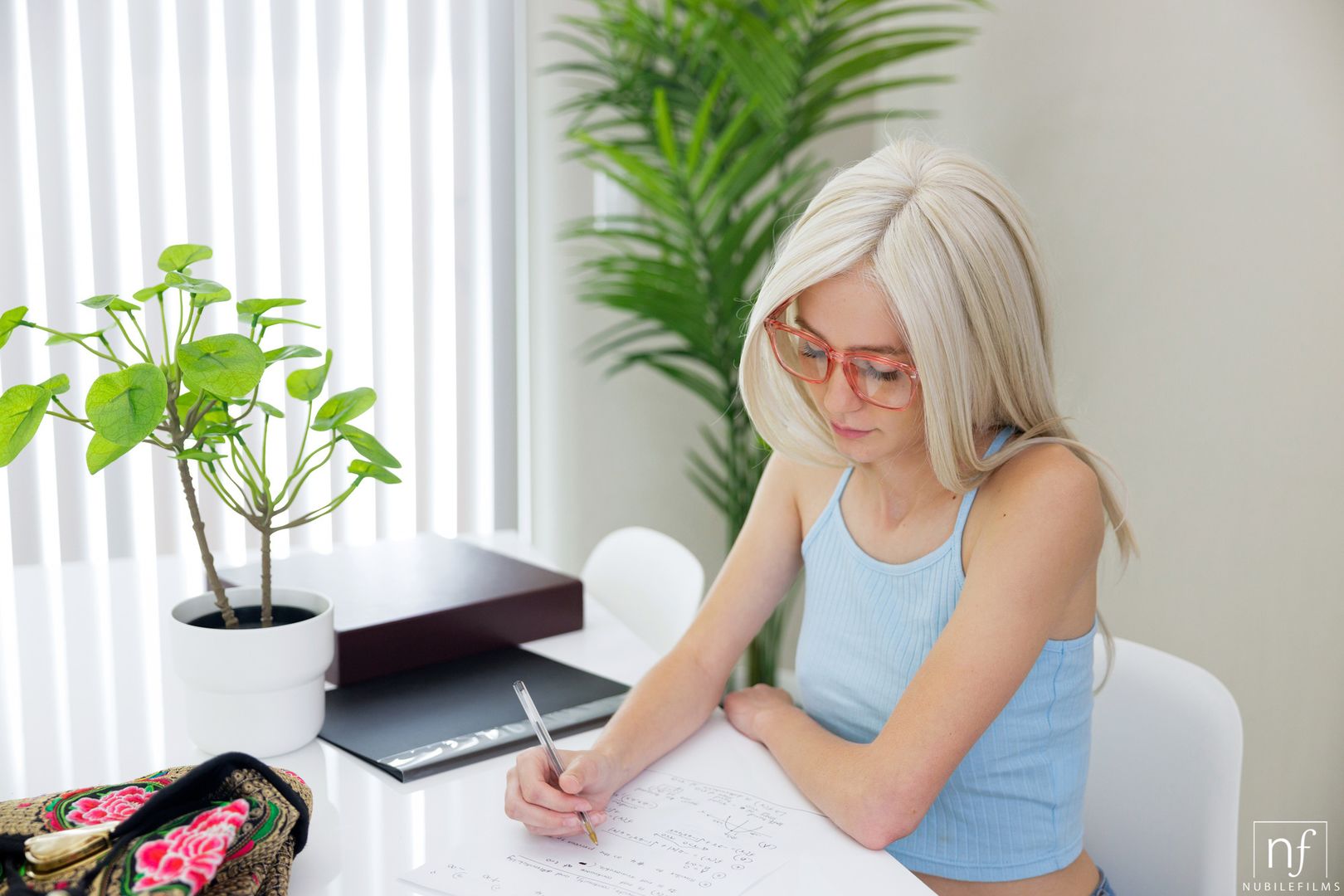 The Way You Make Me Feel - S41:E11