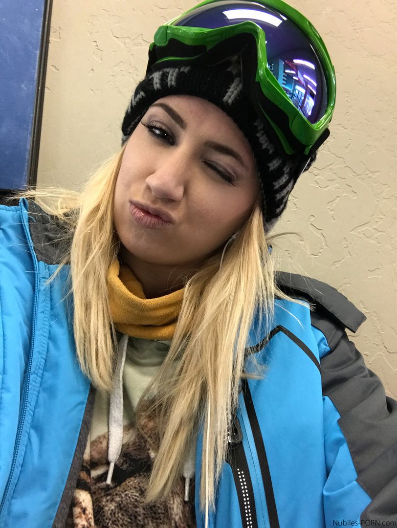 Snow Bunnies 3 - S1:E3