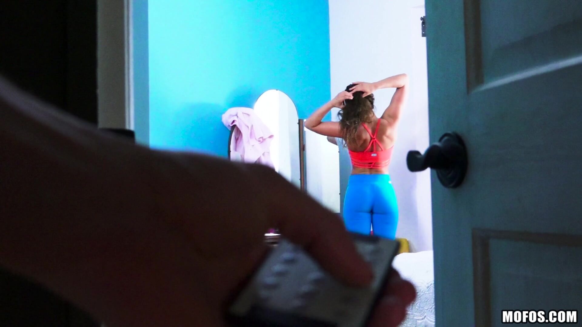 Pin-up Fucks Horny Roomie