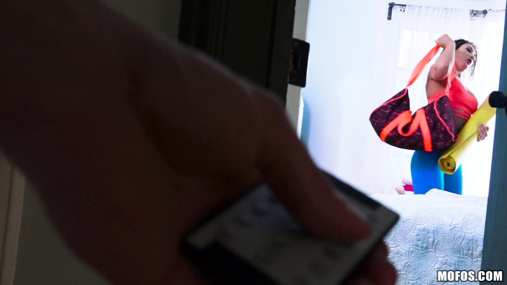 Pin-up Fucks Horny Roomie