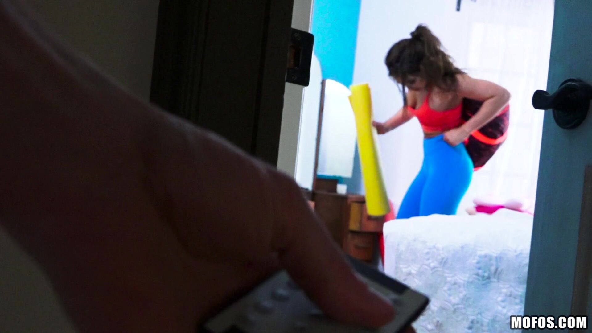 Pin-up Fucks Horny Roomie