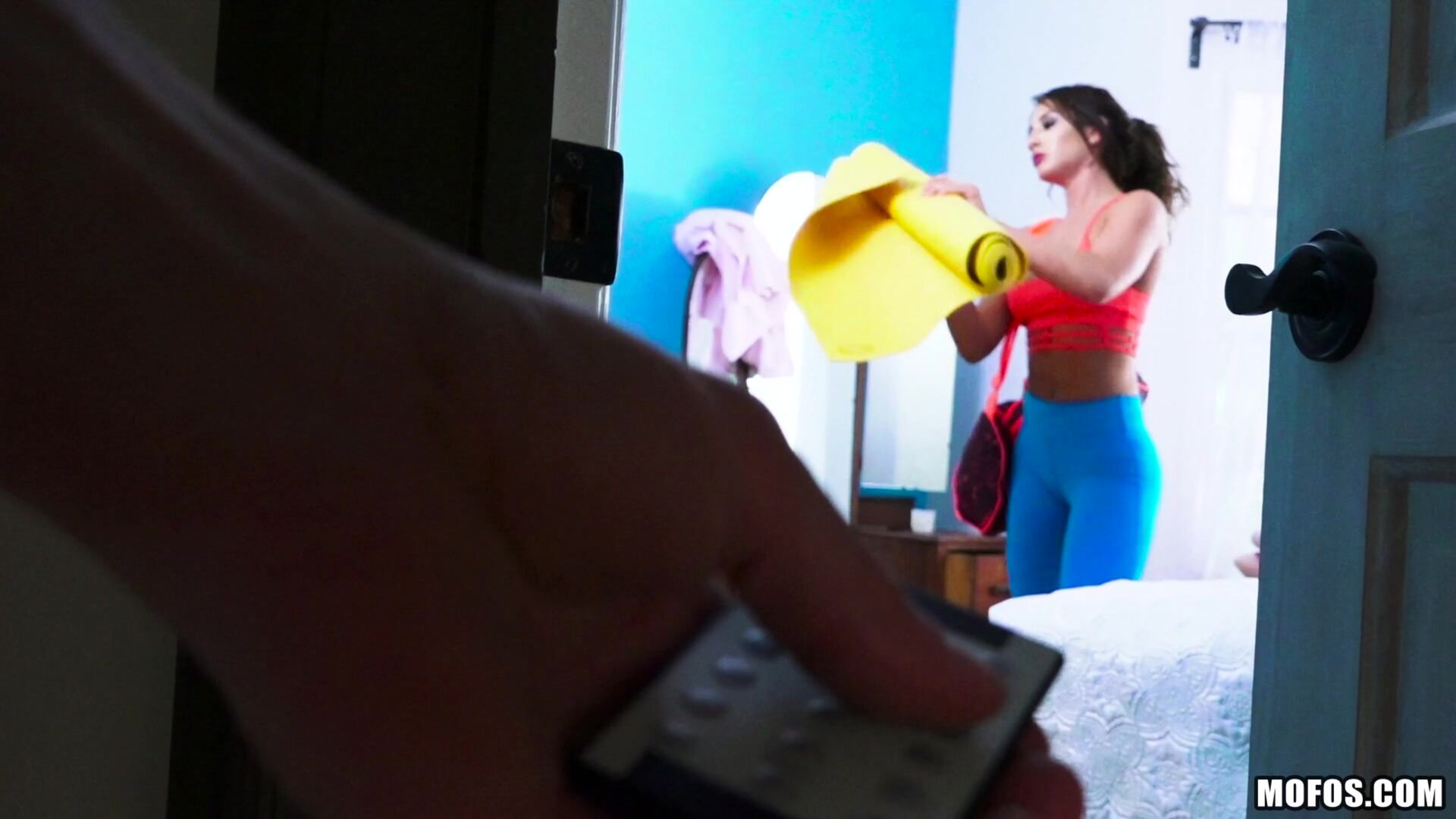 Pin-up Fucks Horny Roomie