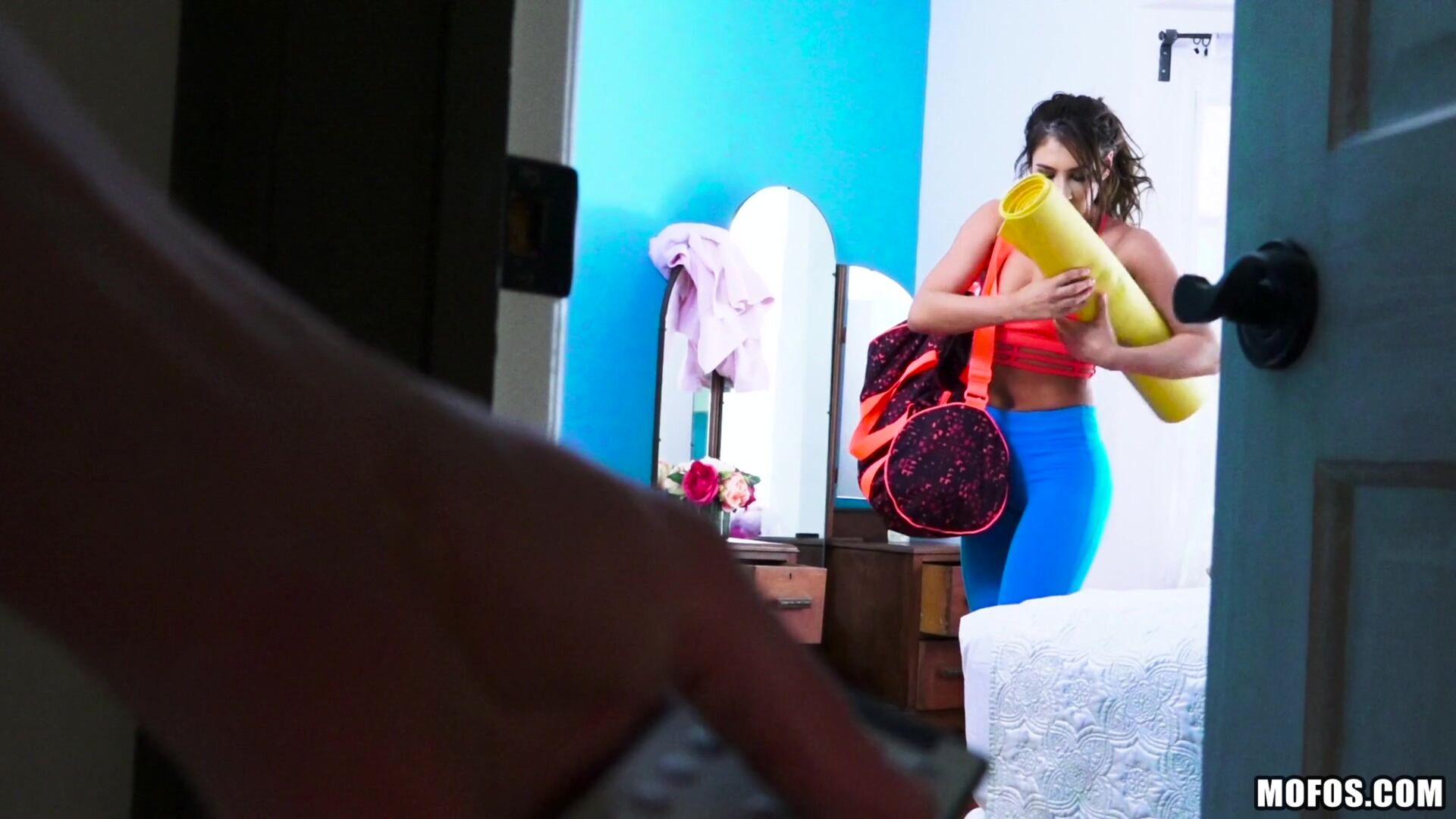 Pin-up Fucks Horny Roomie