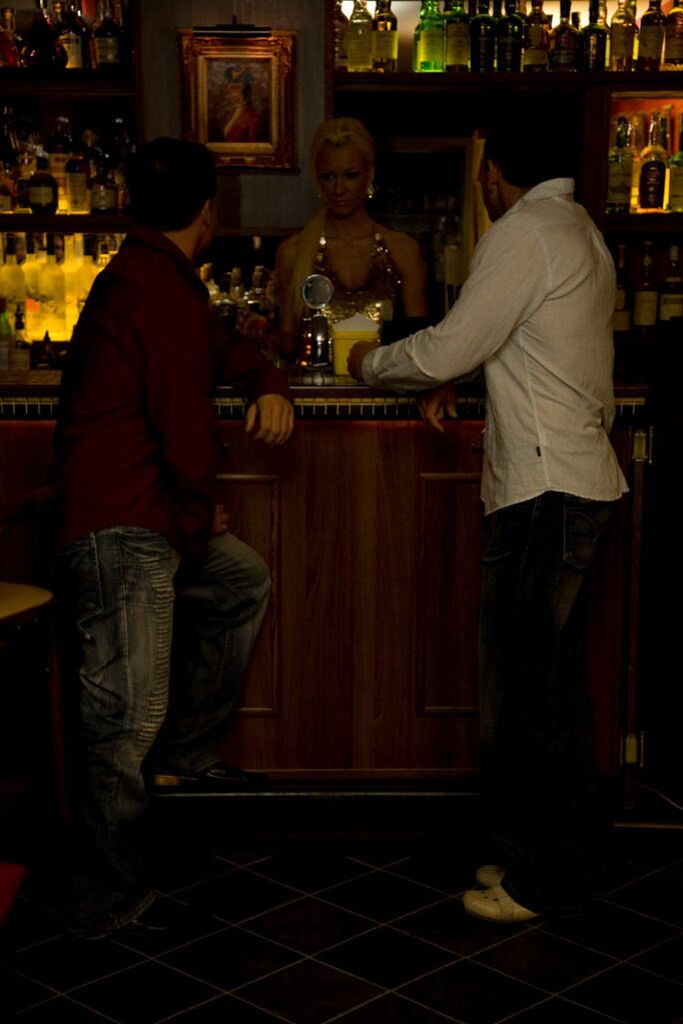 Groupsex Gang Banged In a Club