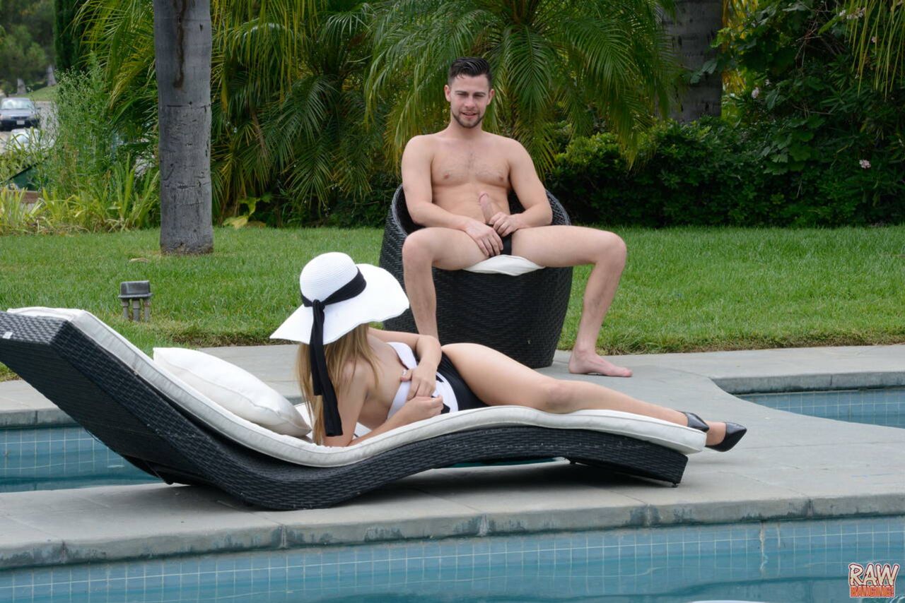 Jillian Janson sex in the pool