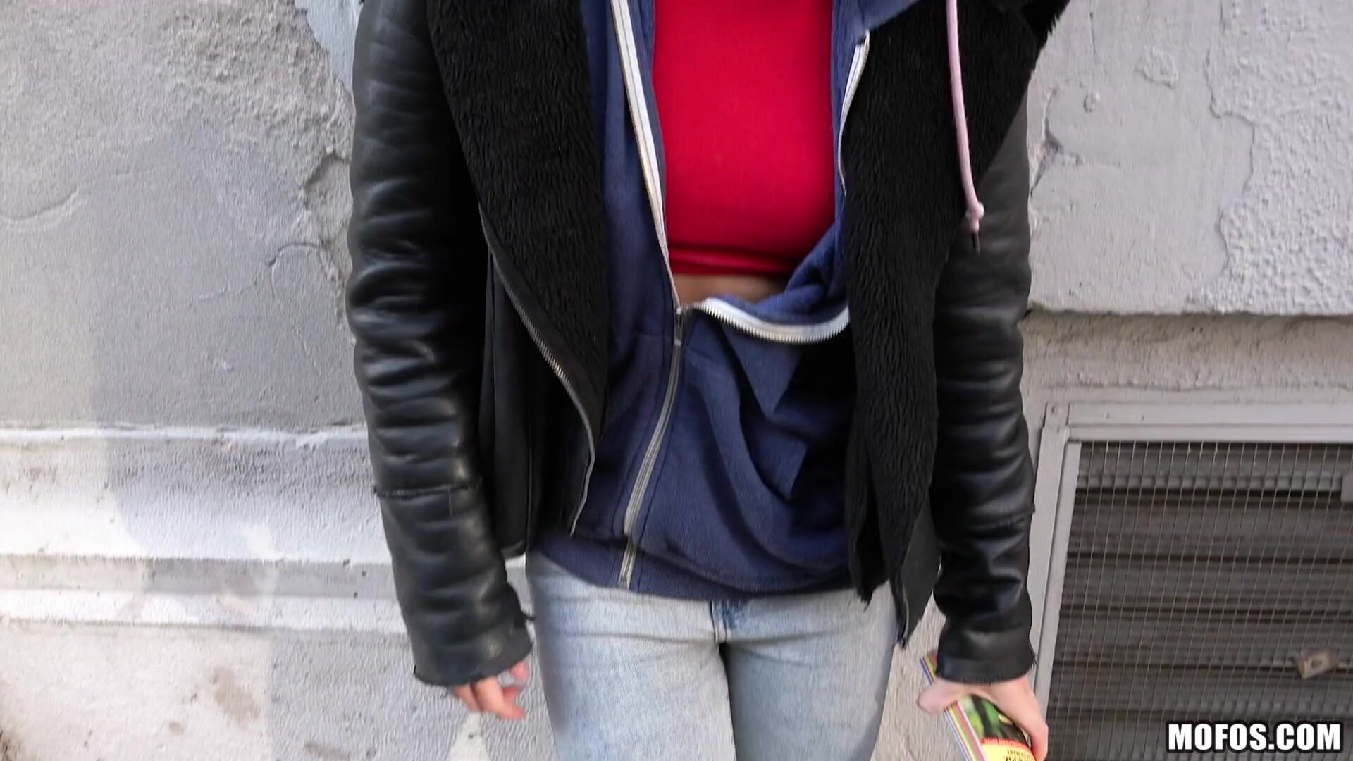 Naughty Tourist Sucks Dick for Cash