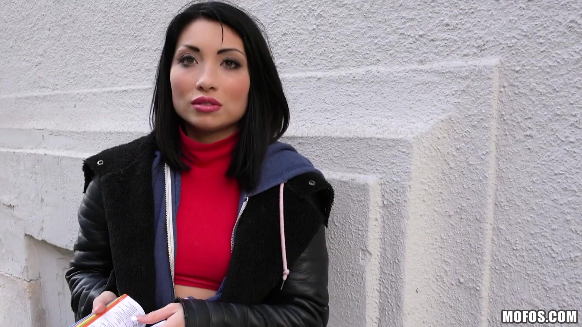 Naughty Tourist Sucks Dick for Cash