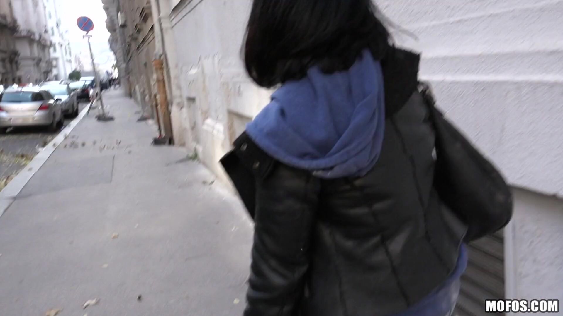 Naughty Tourist Sucks Dick for Cash