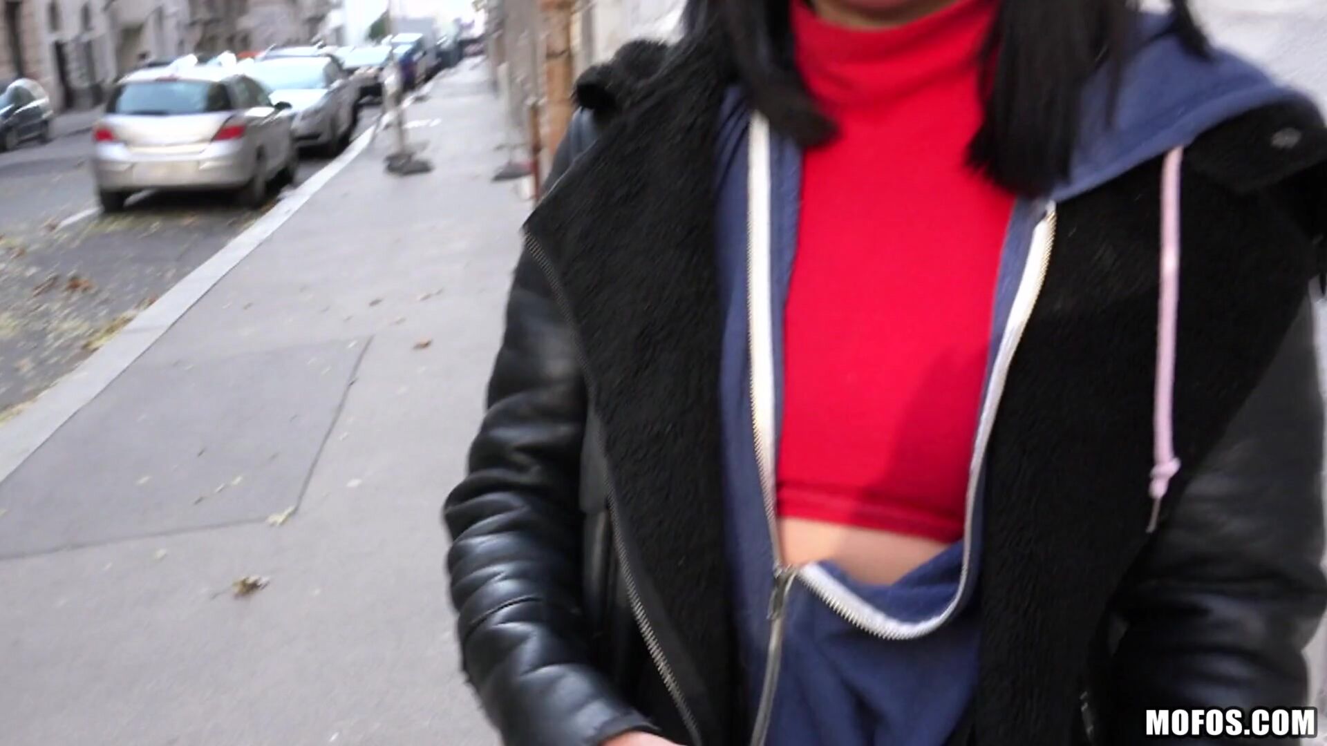 Naughty Tourist Sucks Dick for Cash