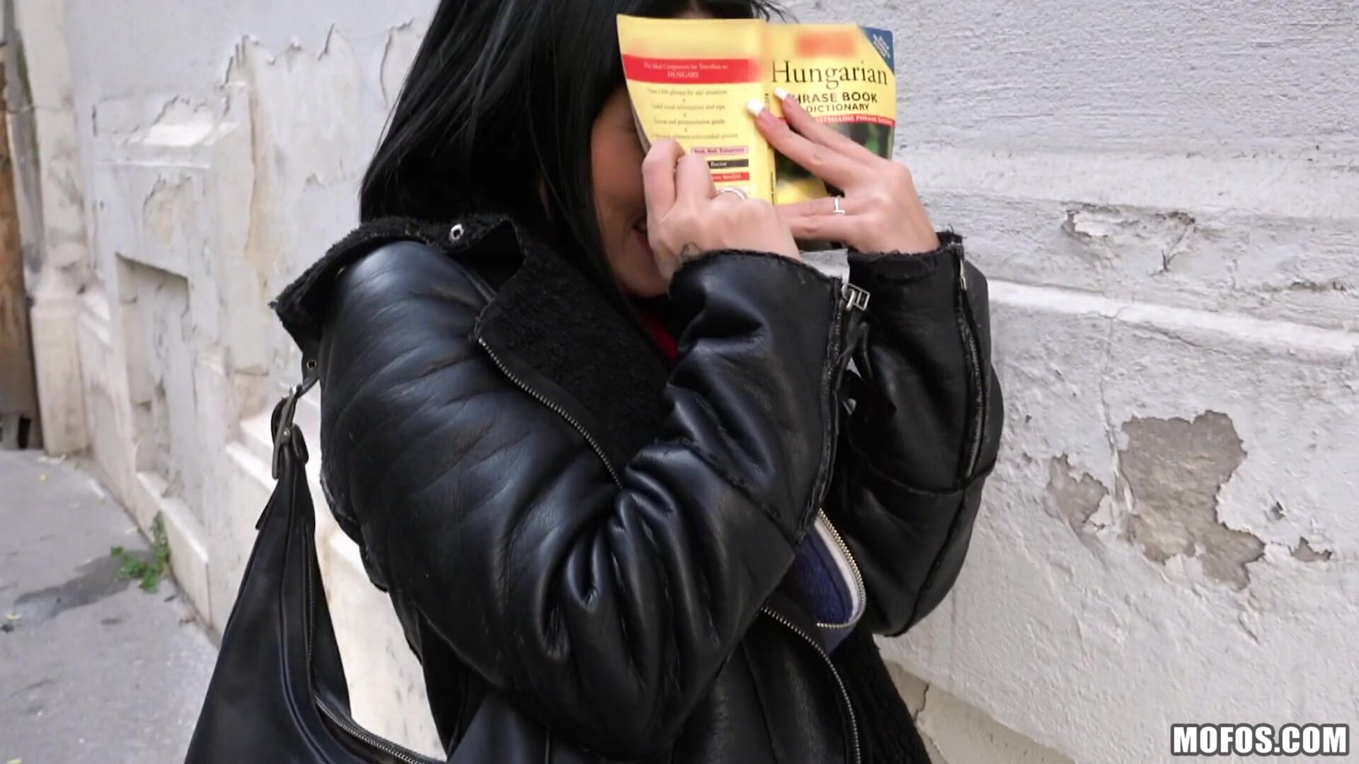 Naughty Tourist Sucks Dick for Cash