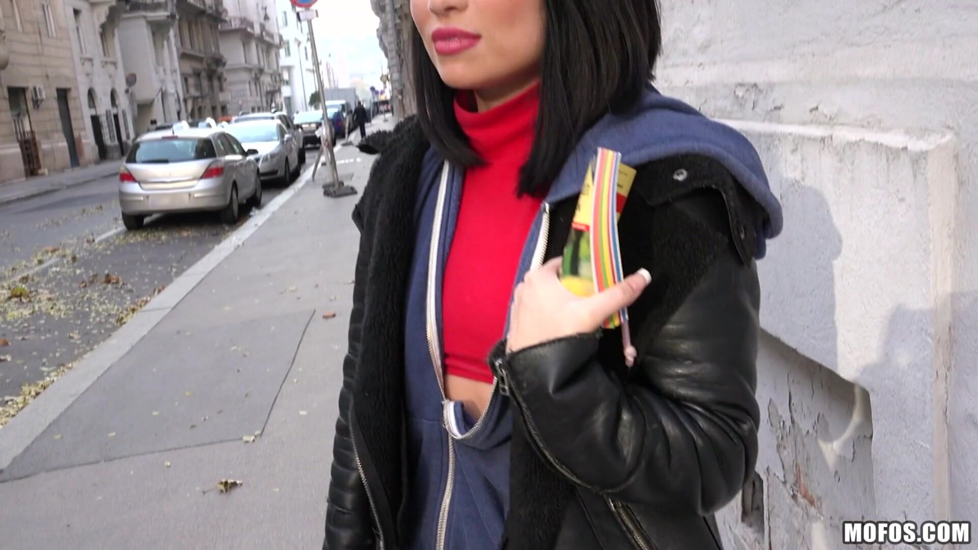 Naughty Tourist Sucks Dick for Cash