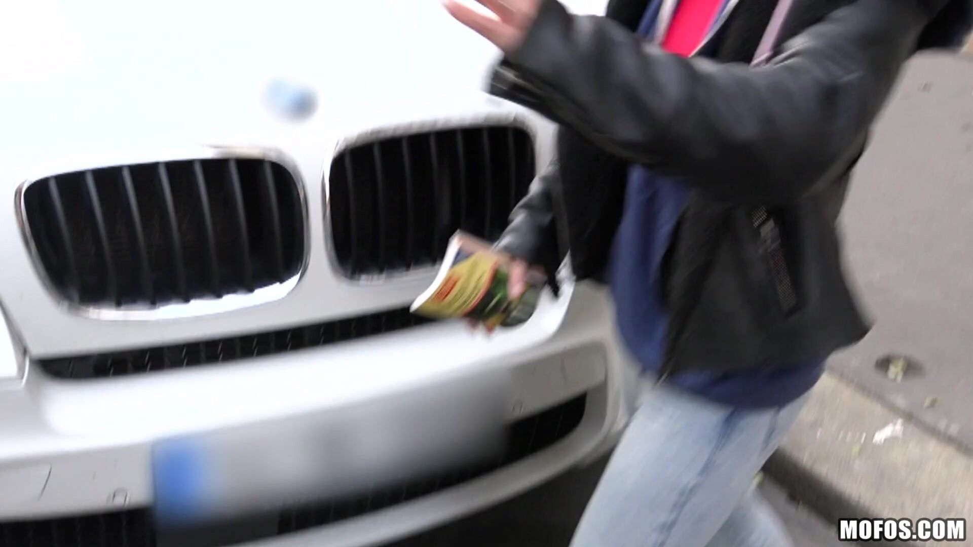 Naughty Tourist Sucks Dick for Cash