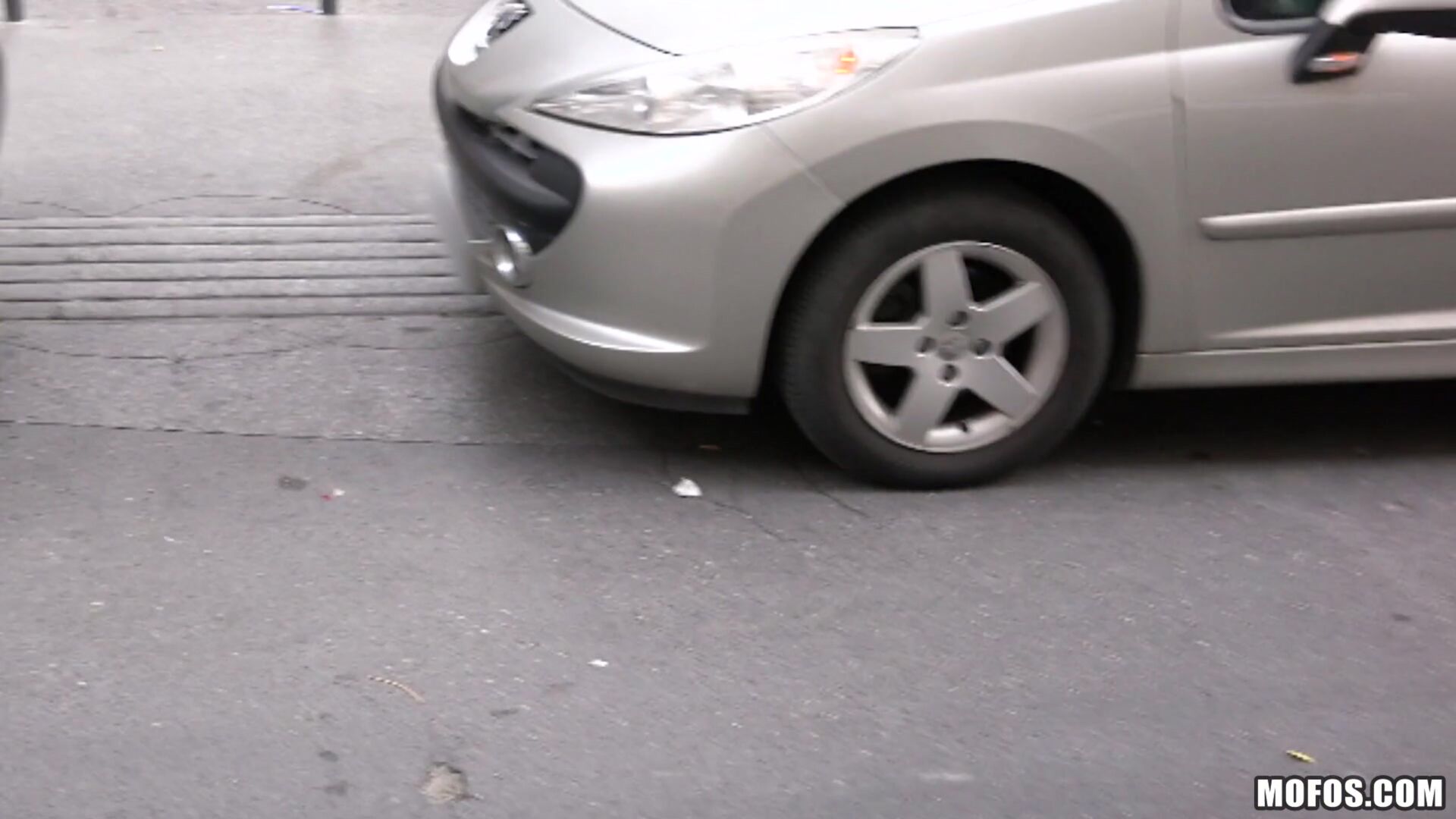 Naughty Tourist Sucks Dick for Cash