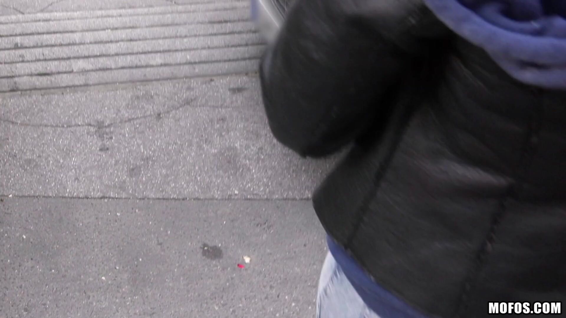 Naughty Tourist Sucks Dick for Cash