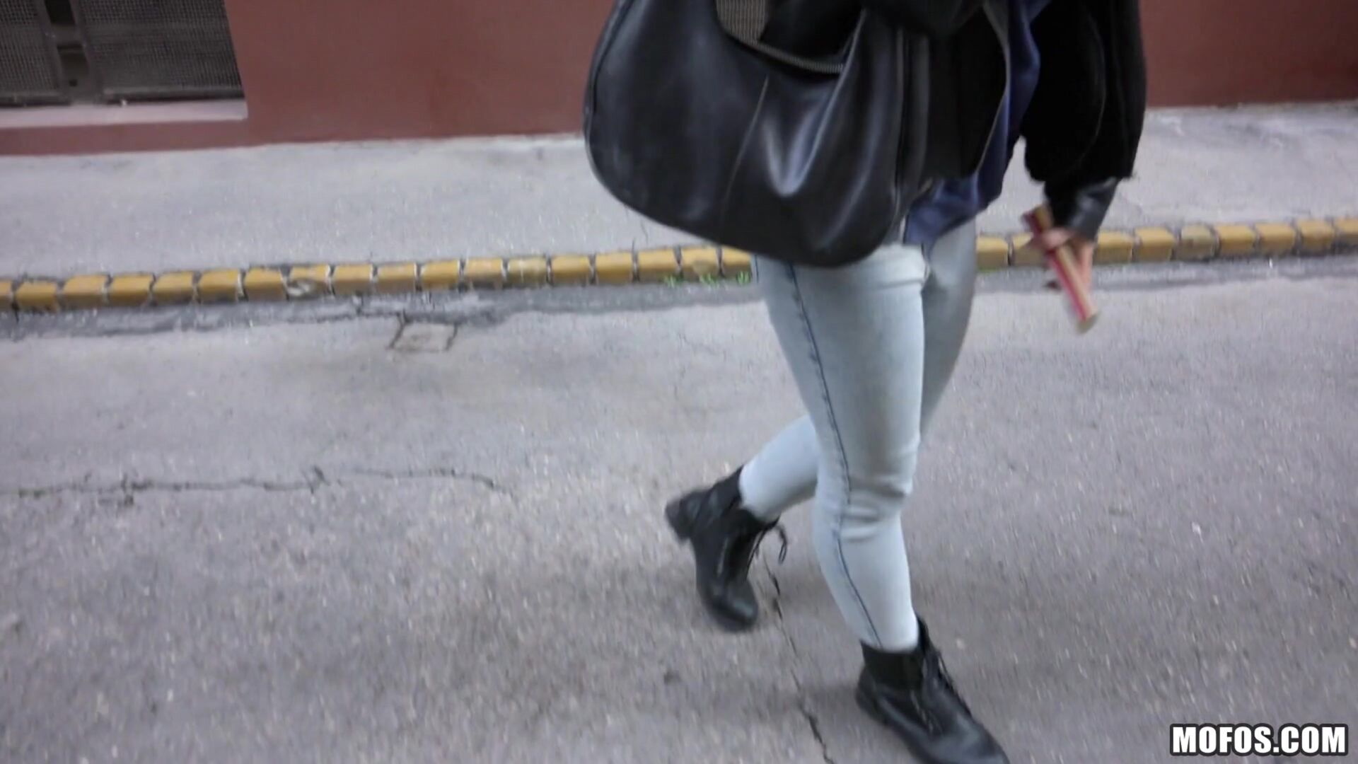 Naughty Tourist Sucks Dick for Cash