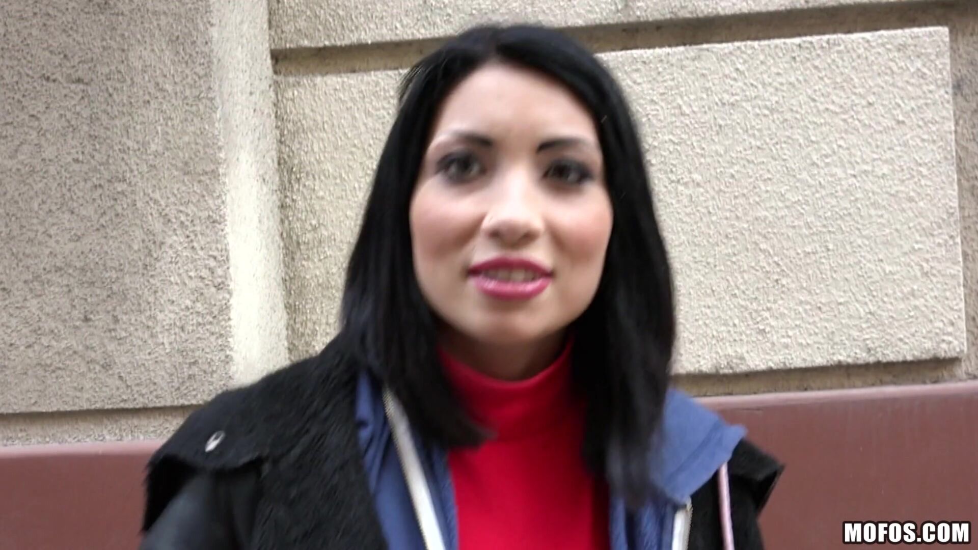 Naughty Tourist Sucks Dick for Cash