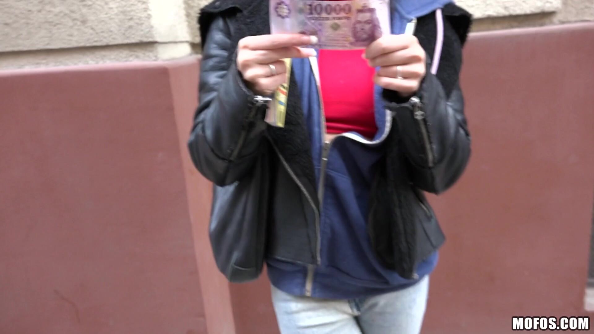 Naughty Tourist Sucks Dick for Cash