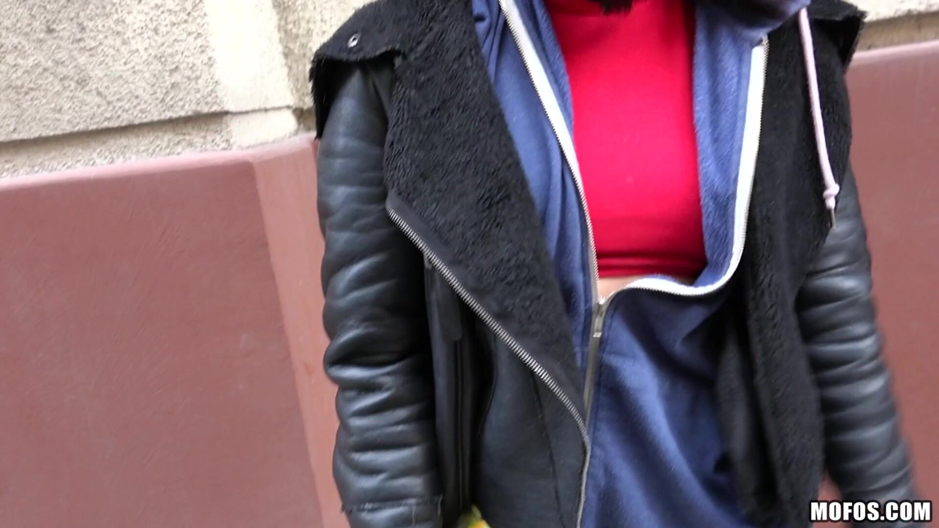 Naughty Tourist Sucks Dick for Cash