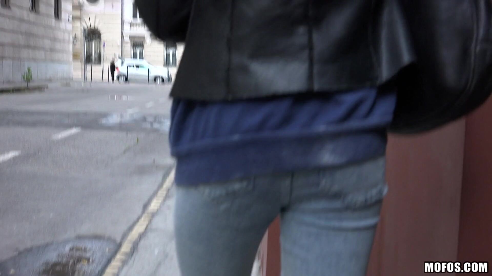 Naughty Tourist Sucks Dick for Cash