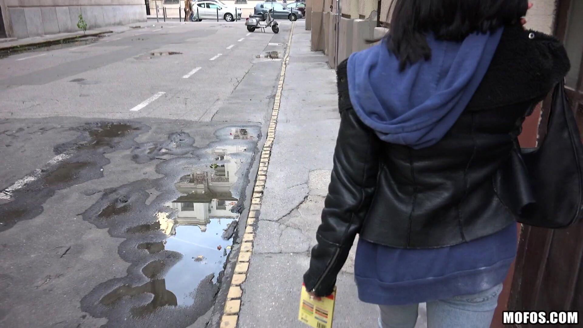 Naughty Tourist Sucks Dick for Cash