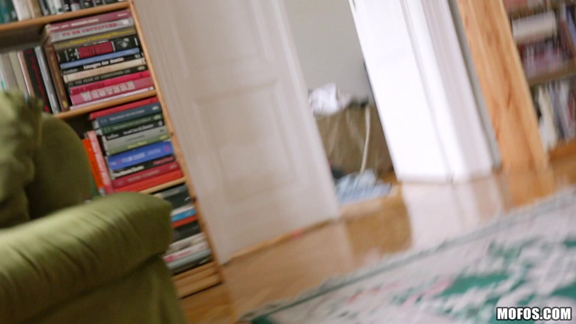 Naughty Tourist Sucks Dick for Cash