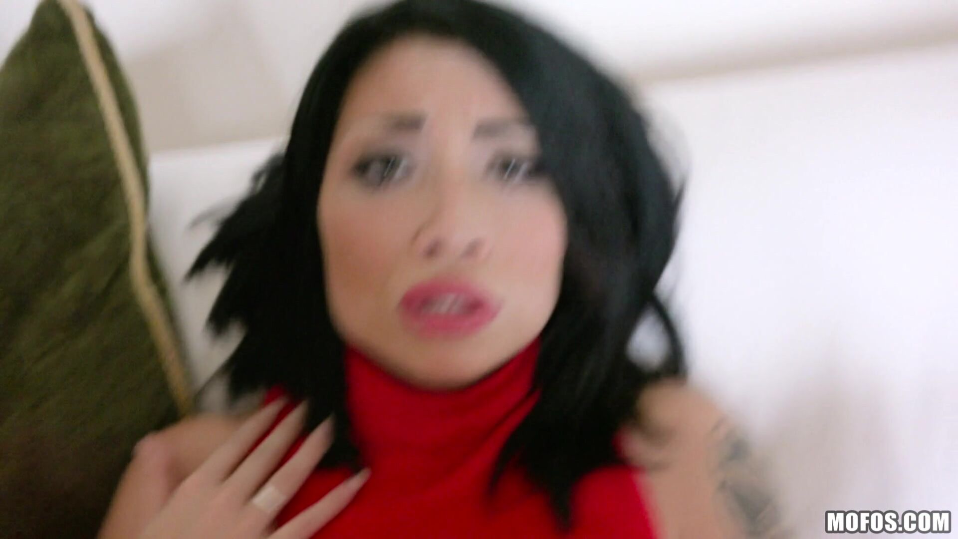 Naughty Tourist Sucks Dick for Cash