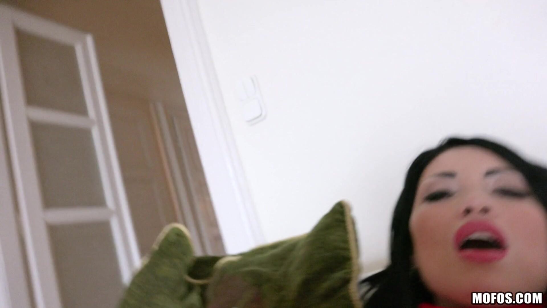 Naughty Tourist Sucks Dick for Cash