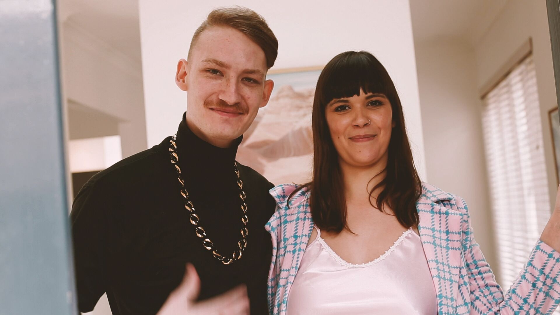 Super Host 2 - Episode 1 Bullseye