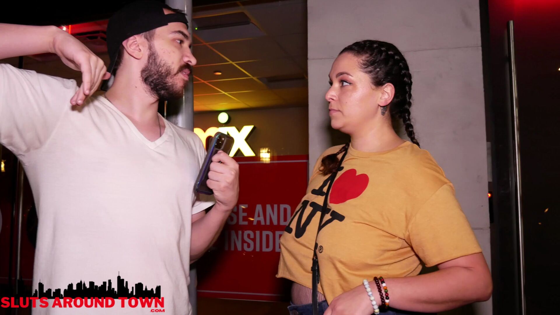 Tourist Hooks Up With NY Local