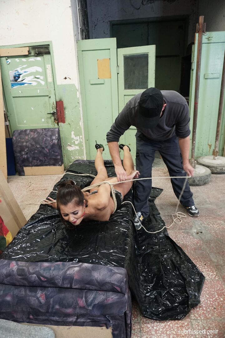 Ballgaged Cindy Shine